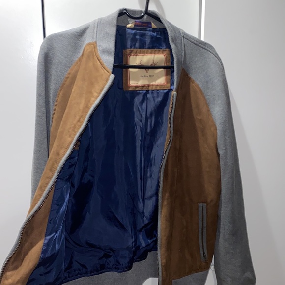 Blazer - Picture 3 of 3